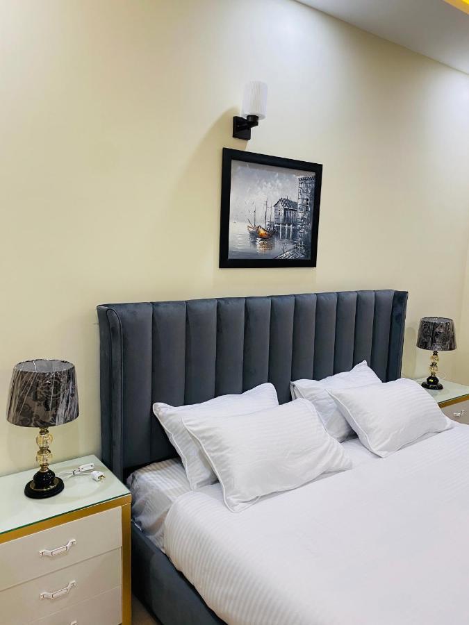 Continental Boutique House Bed & Breakfast Islamabad Exterior foto