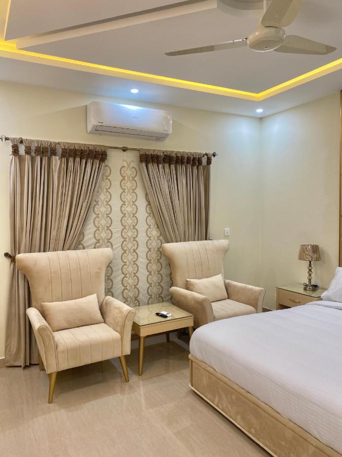 Continental Boutique House Bed & Breakfast Islamabad Exterior foto