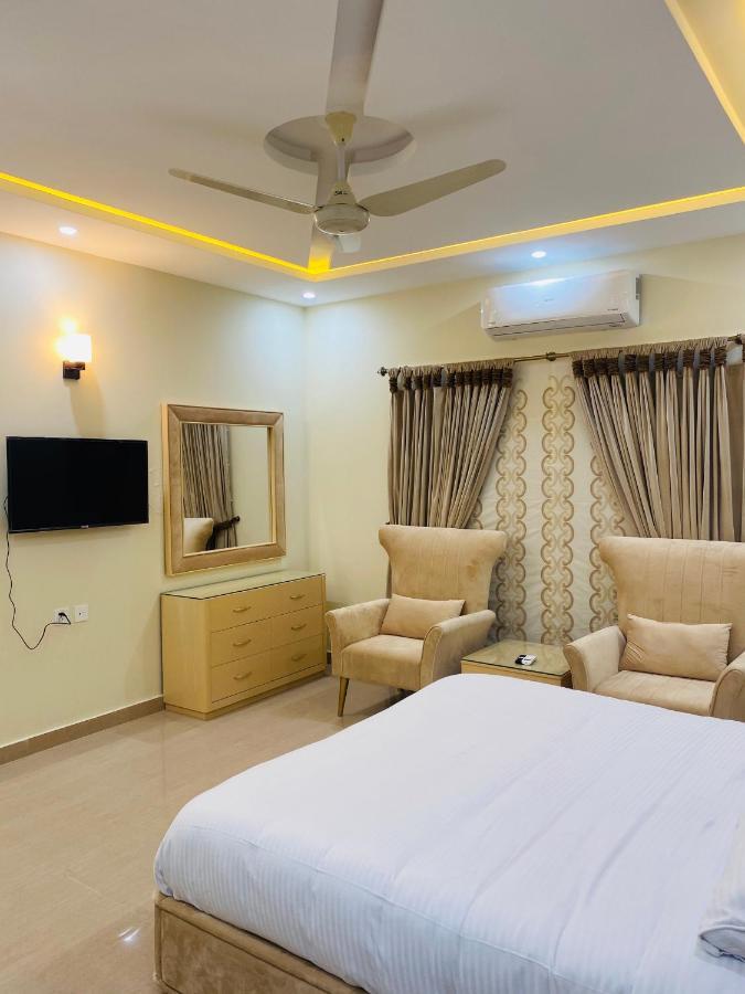 Continental Boutique House Bed & Breakfast Islamabad Exterior foto