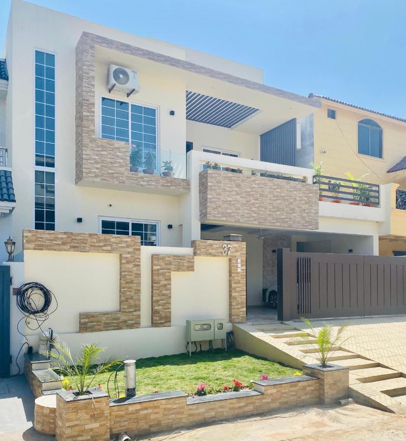 Continental Boutique House Bed & Breakfast Islamabad Exterior foto